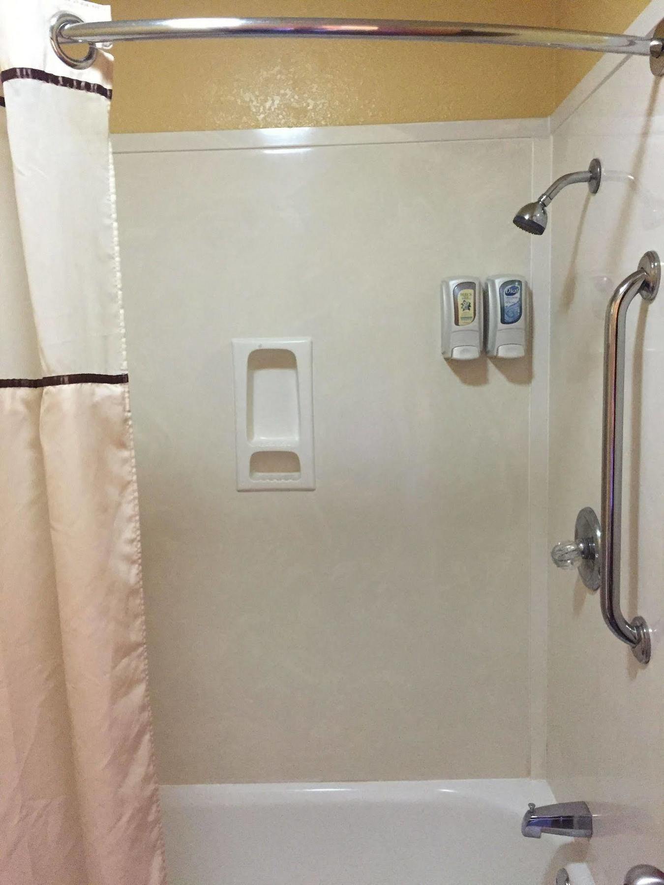 Royal Inn Pearsall Bagian luar foto